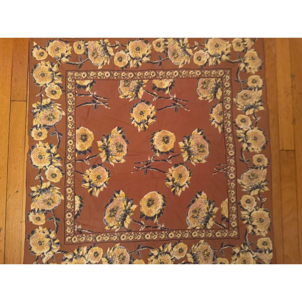 April Cornell Beautiful Flora Tablecloth 34.5” x 34”